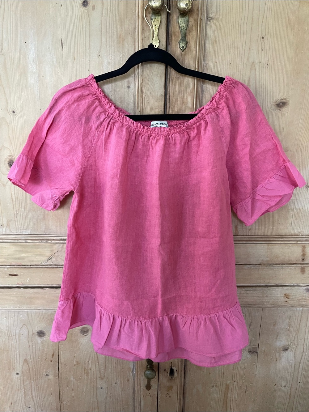 Italian Pink Linen Peasant Blouse with Ruffle Hem by Terzo Millennio. Medium